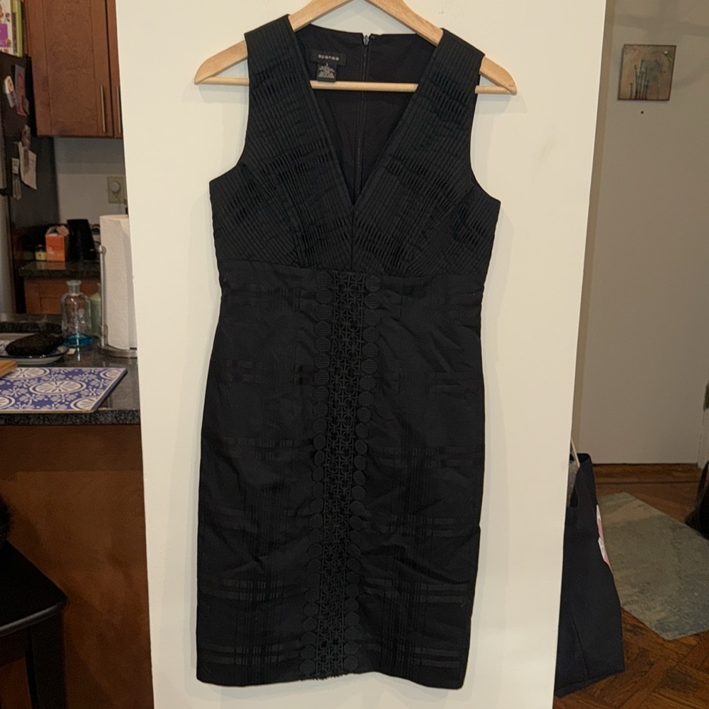 Spense Black Sleeveless V-Neck Sheath Cocktail Dress subtle plaid 6